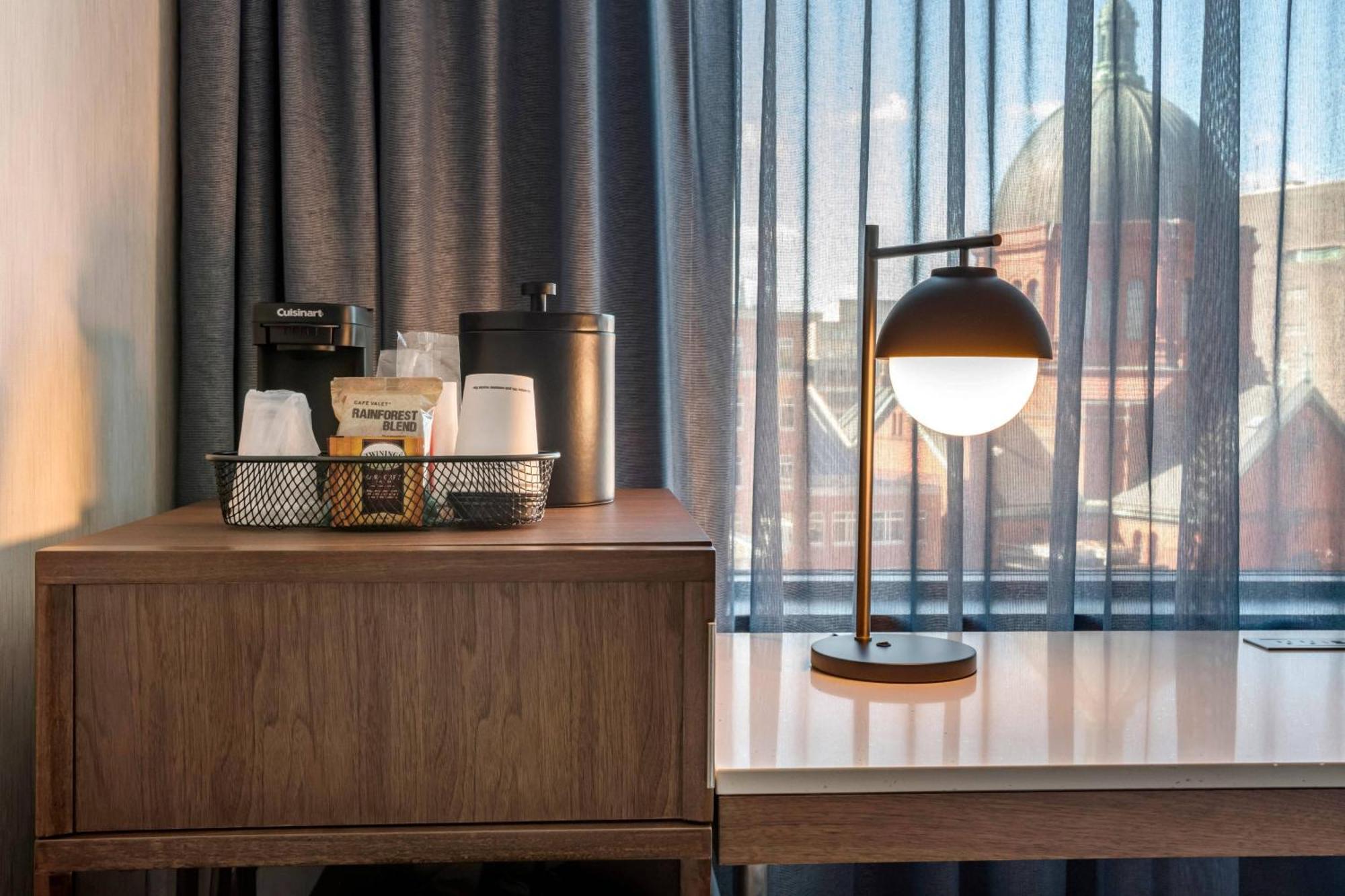 Courtyard By Marriott Washington, Dc Dupont Circle Hotel Ngoại thất bức ảnh